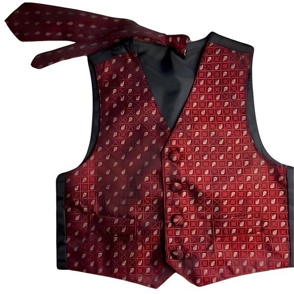 Style up your little‎ man with our adorable 4T Lil Mans Vest & Matching Necktie! - Picture 1 of 7
